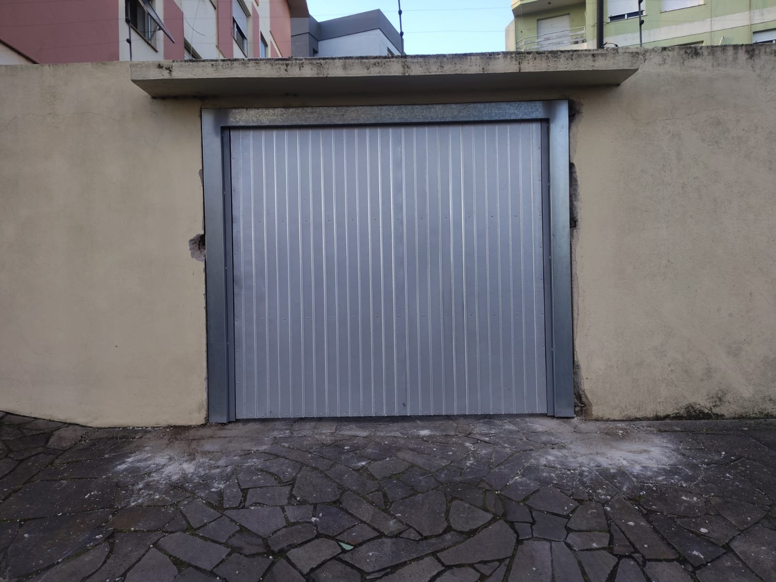 Portão de Garagem Basculante
